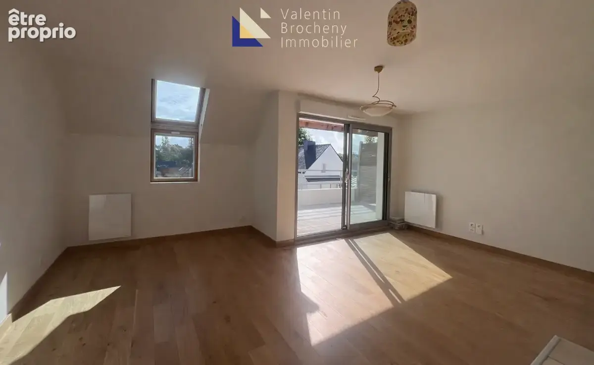 Plein bourg de Carnac,  2ème étage avec ascenseur, appartement T2 avec terrasse et double parking - photo 3
