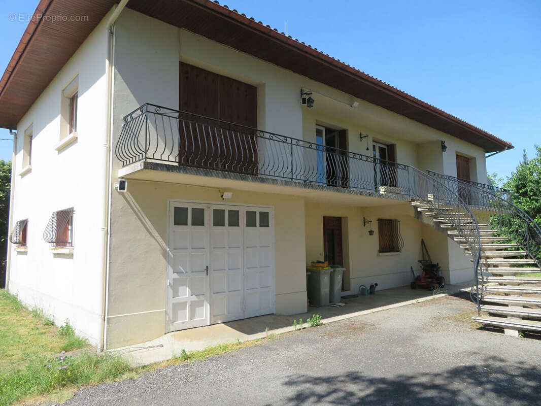 Maison à VIC-EN-BIGORRE