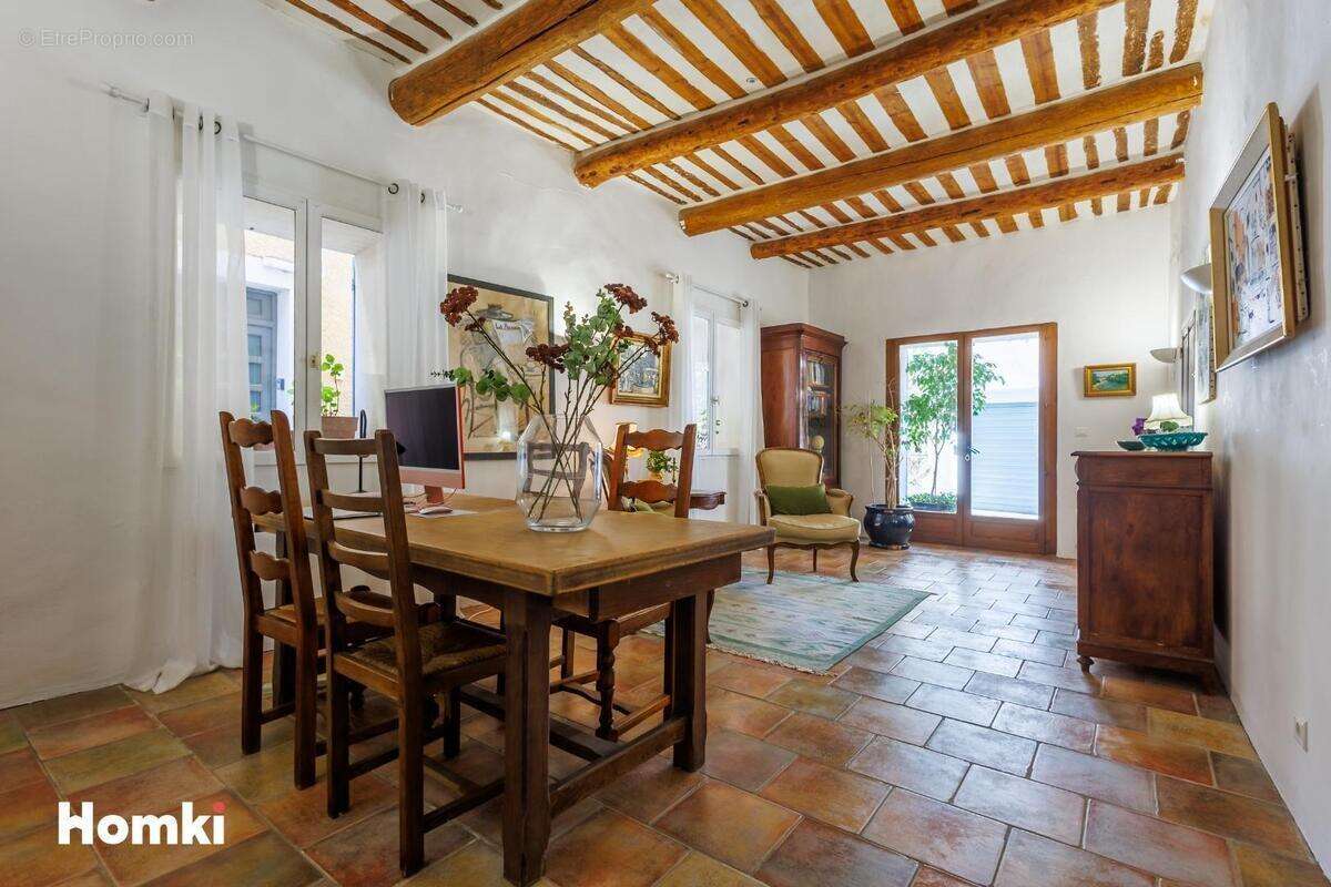 Maison à BEAUMES-DE-VENISE