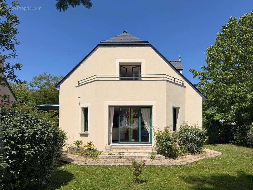 Maison 161 m² à Bain-De-Bretagne  - photo 2