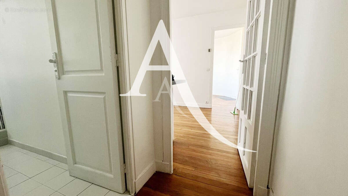 Appartement à NANTERRE