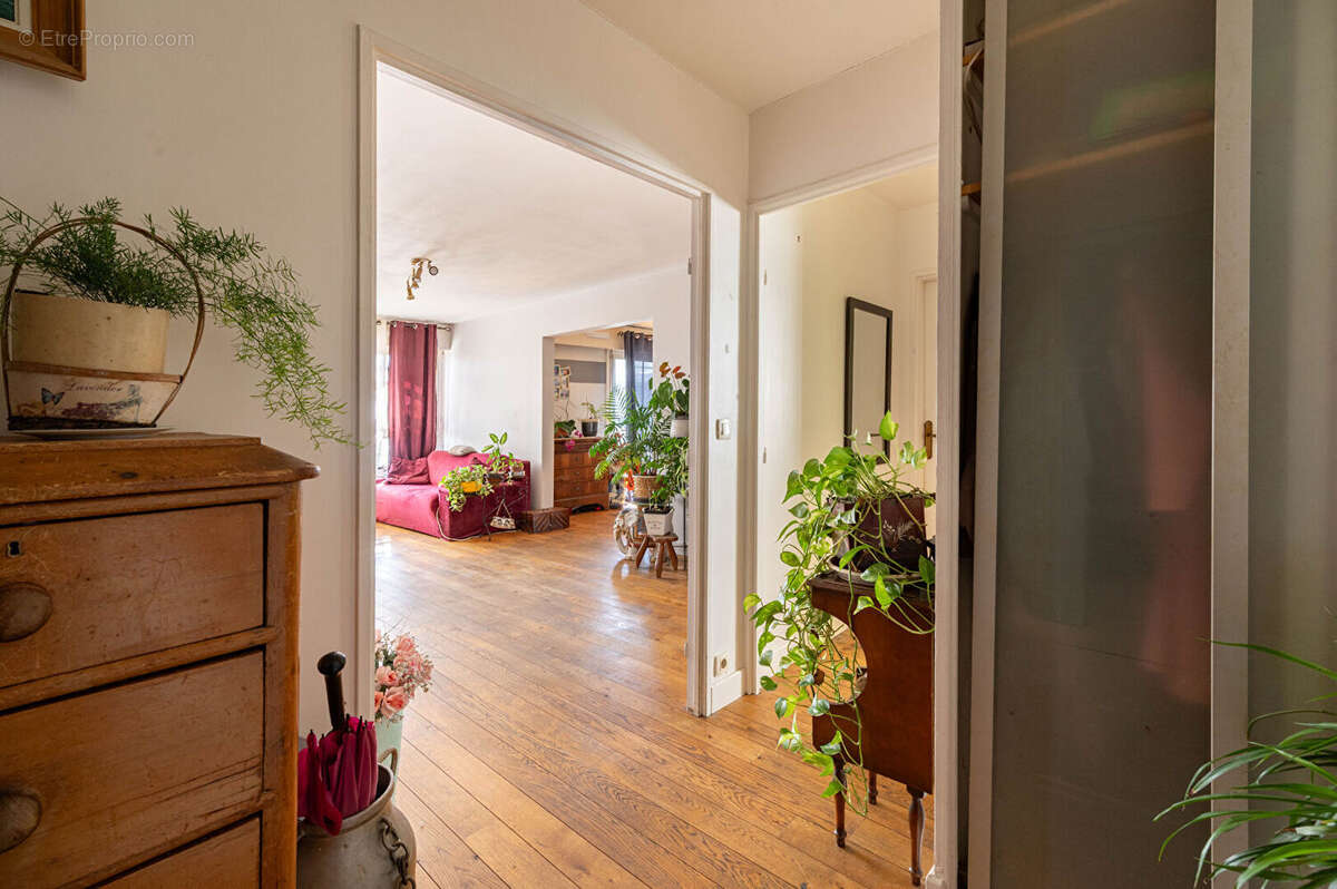 Appartement à SAINT-GRATIEN