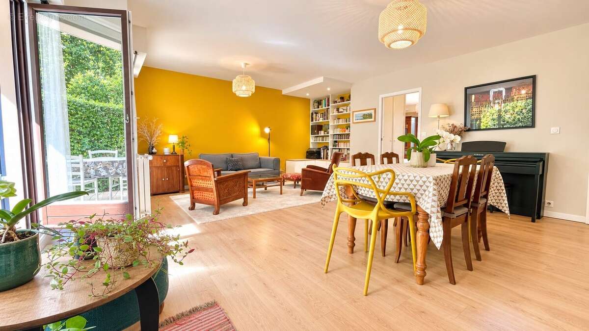 Appartement 79 m² à Rennes  - photo 2