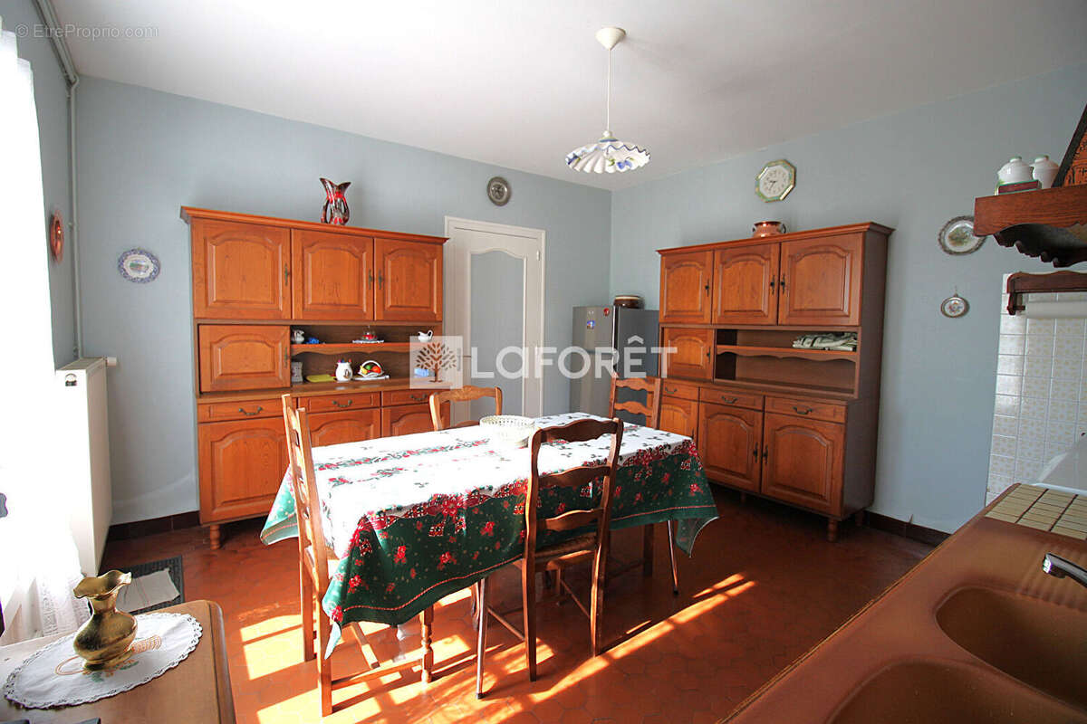 Agréable plain-pied de 124 m² situé sur la commune de Mareuil en Périgord - photo 4