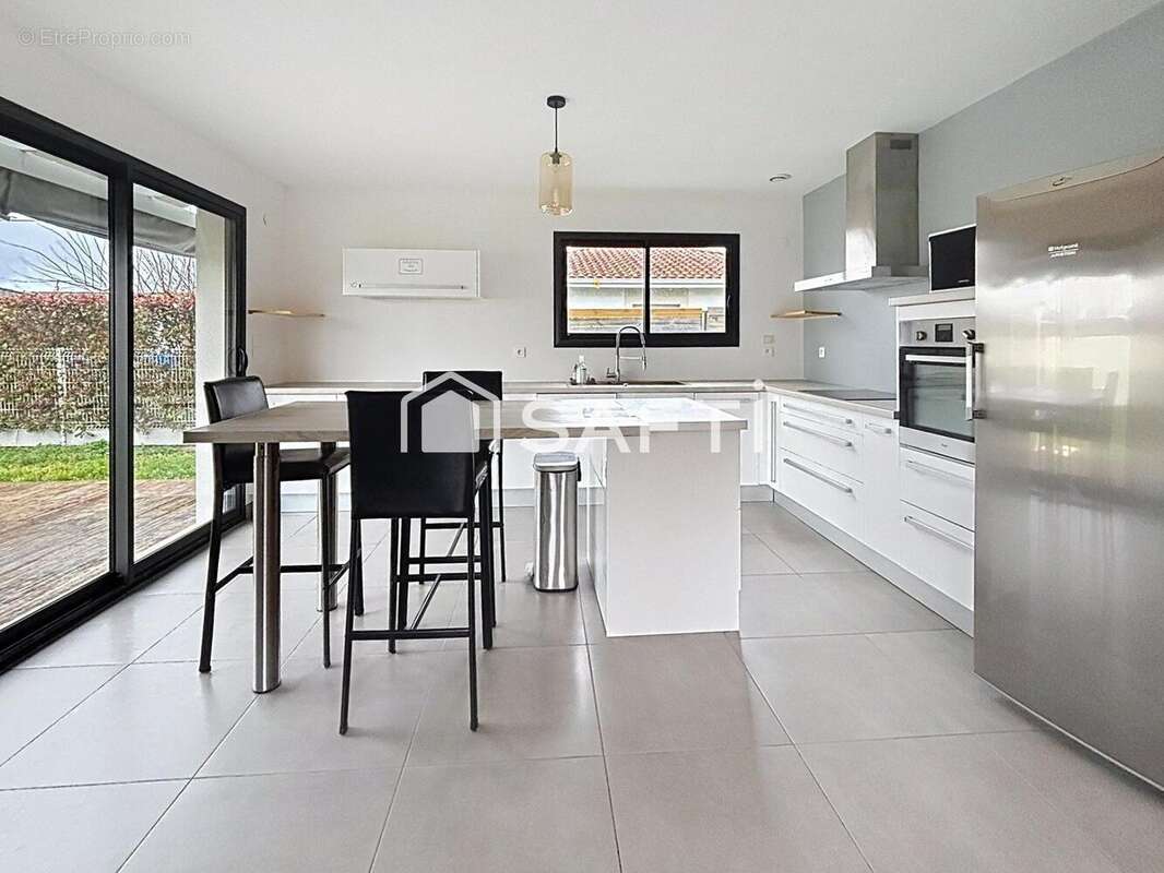 Photo 2 - Maison à MARCHEPRIME