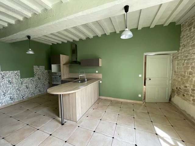 Maison à BRION-PRES-THOUET