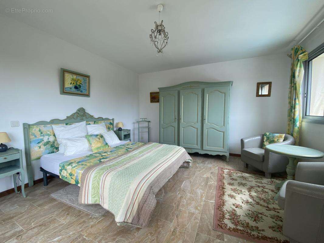 Maison à SAINT-VINCENT-SUR-JARD