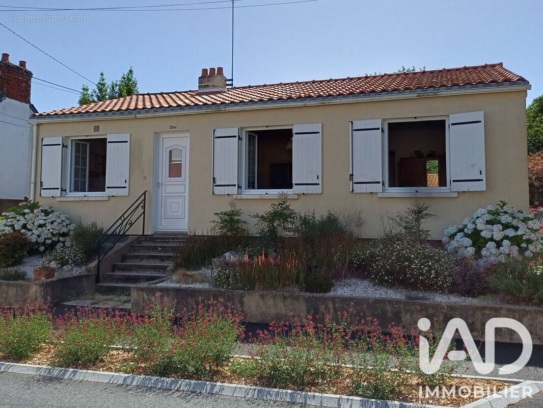 Photo 1 - Maison à LA MONTAGNE