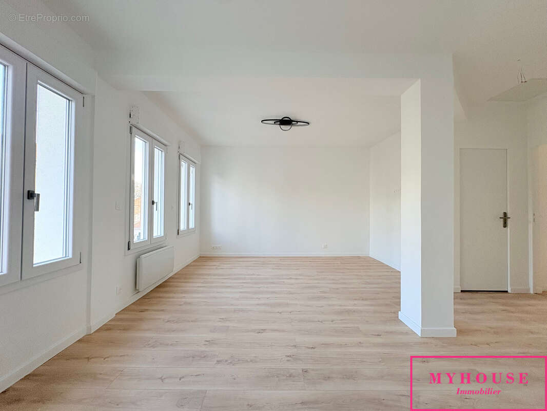 Appartement à BAGNEUX