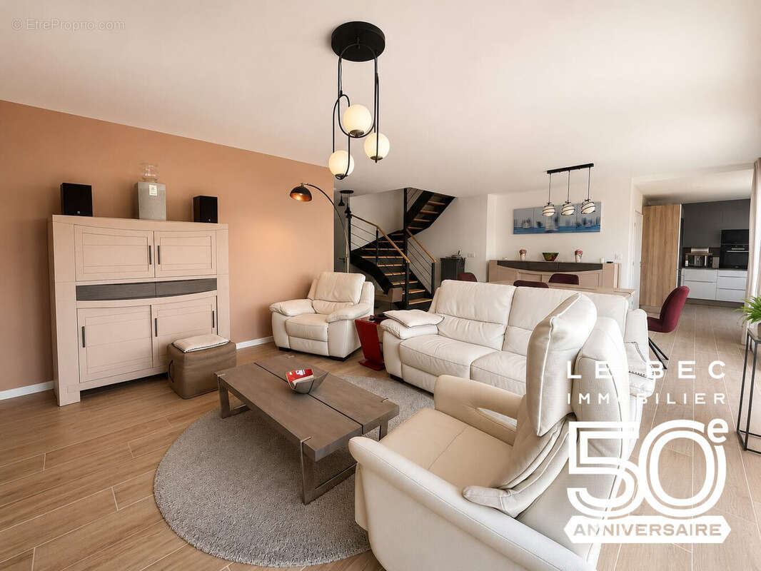 Maison 147 m² à Saint-Philibert  - photo 3