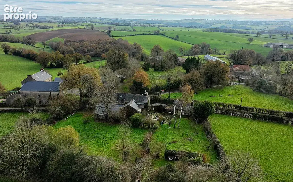 Ensemble immobilier avec gîte et potentiel second gîte - Maison T7 de 211 m² sur terrain arboré - photo 2