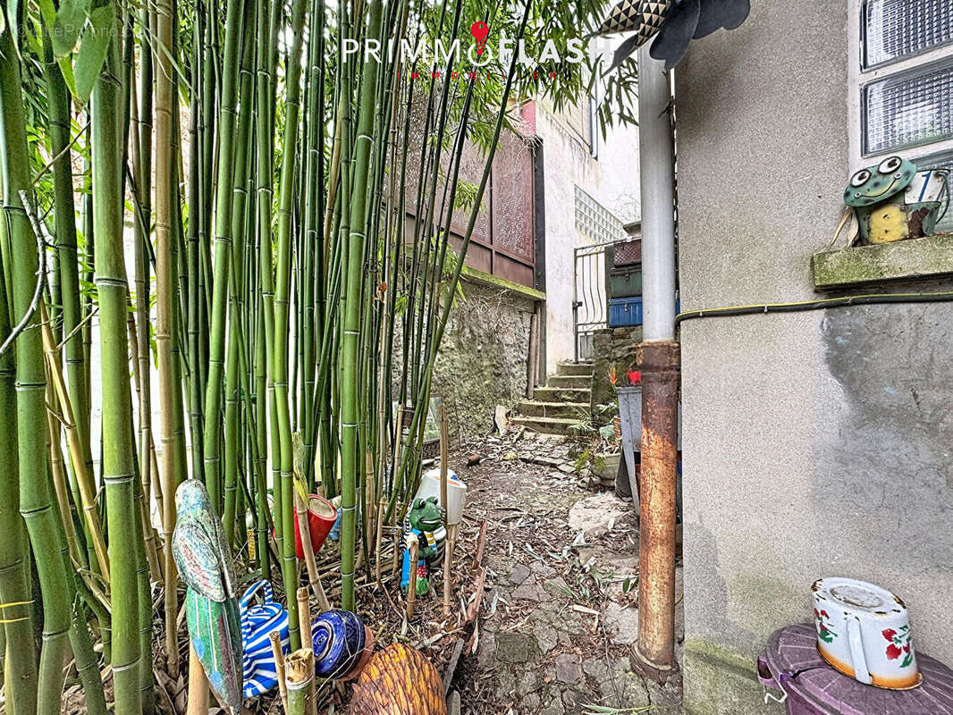 Maison à LE PRE-SAINT-GERVAIS