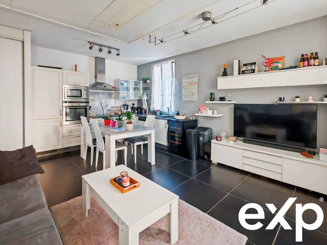 Appartement à MARNAZ