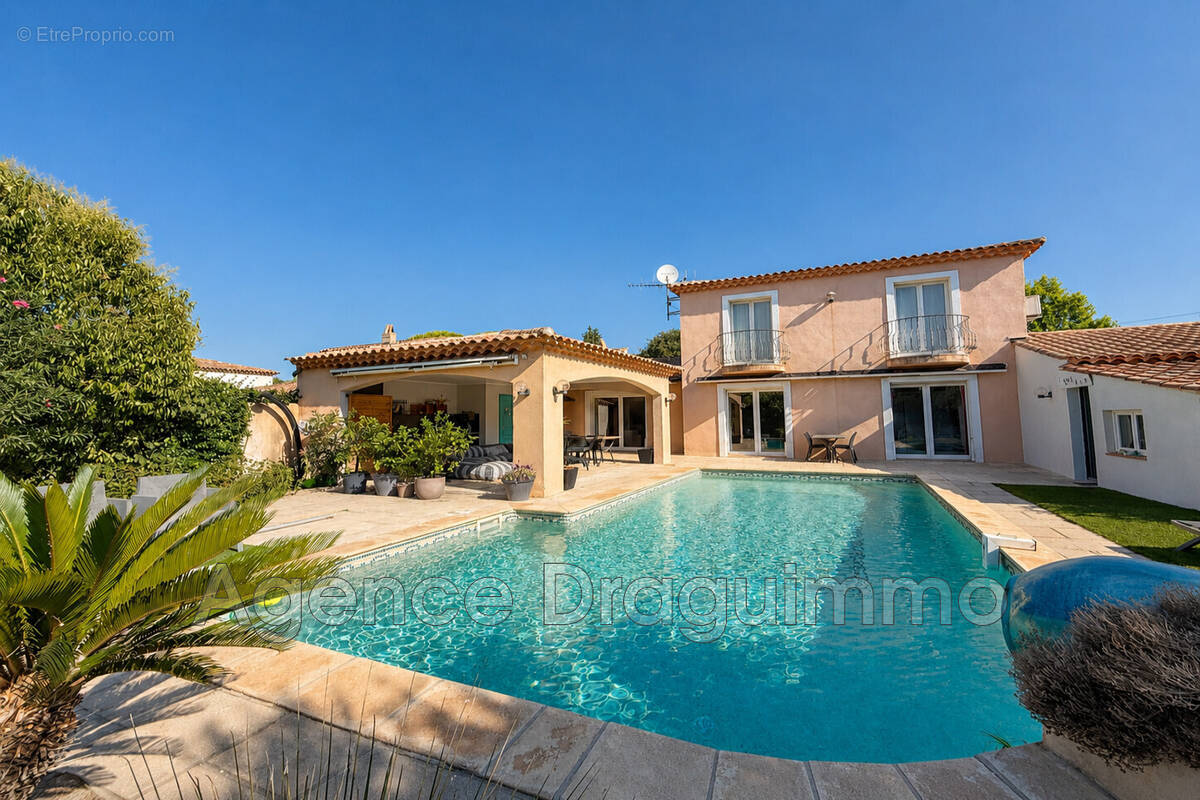 Maison à DRAGUIGNAN