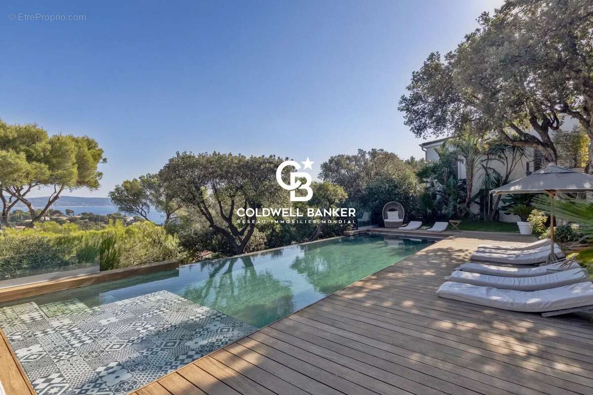 Maison à CAVALAIRE-SUR-MER