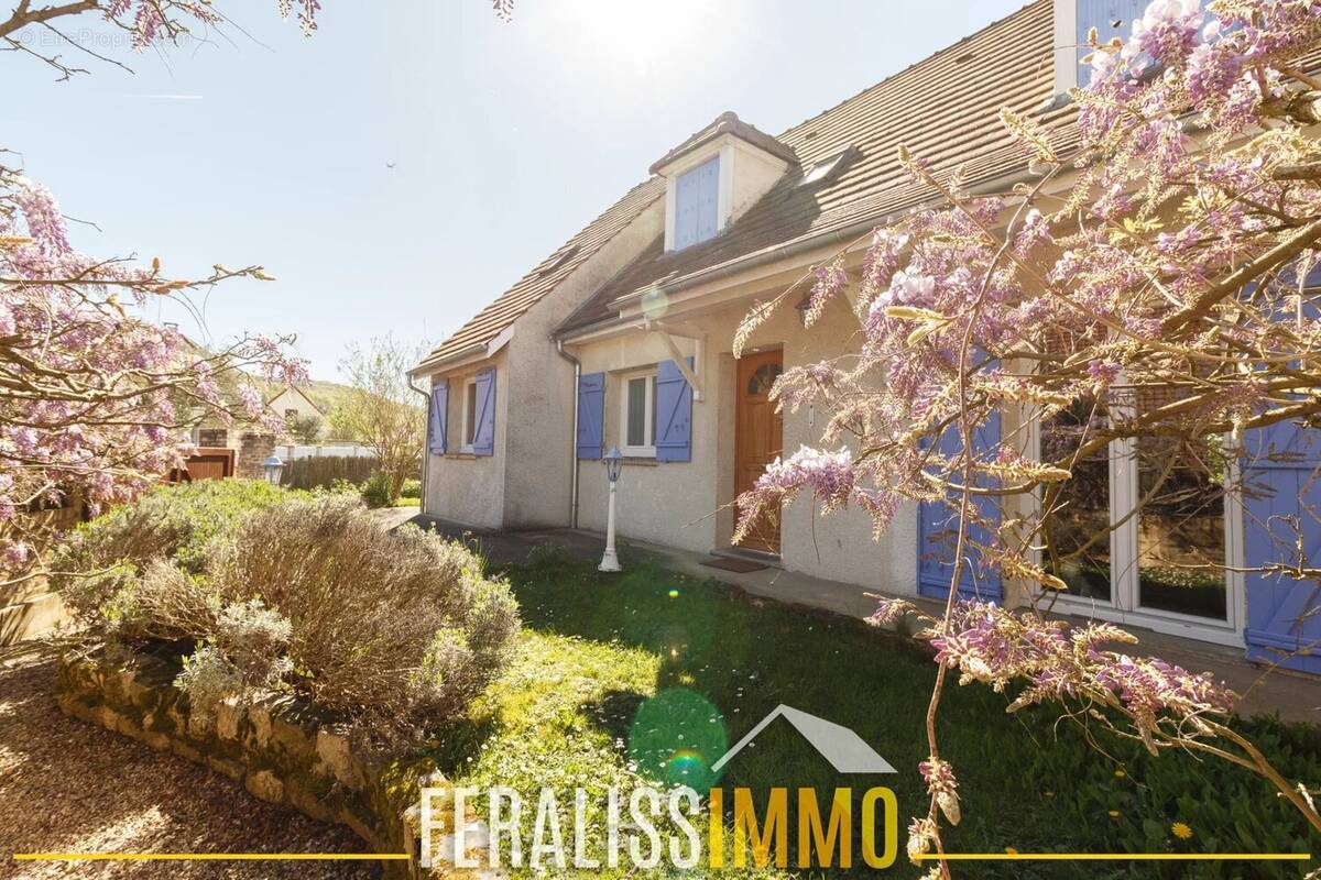 Maison à VAUX-SUR-SEINE