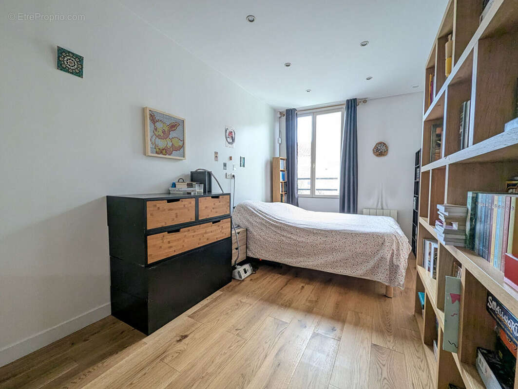 Appartement à FONTENAY-SOUS-BOIS
