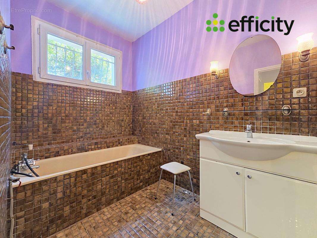 Maison 130 m² à L'houmeau  - photo 20