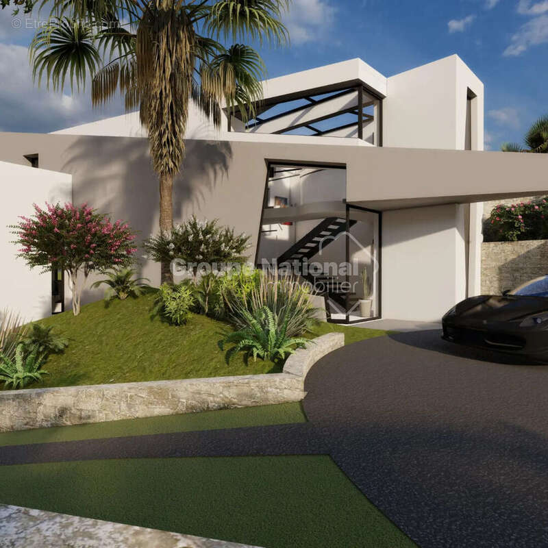 Terrain à MANDELIEU-LA-NAPOULE