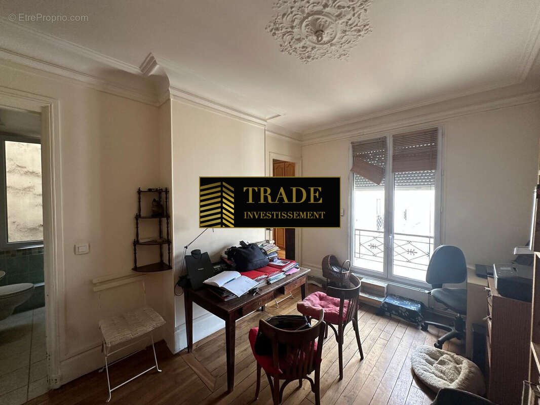 Appartement 73 m² à Paris-8e  - photo 4