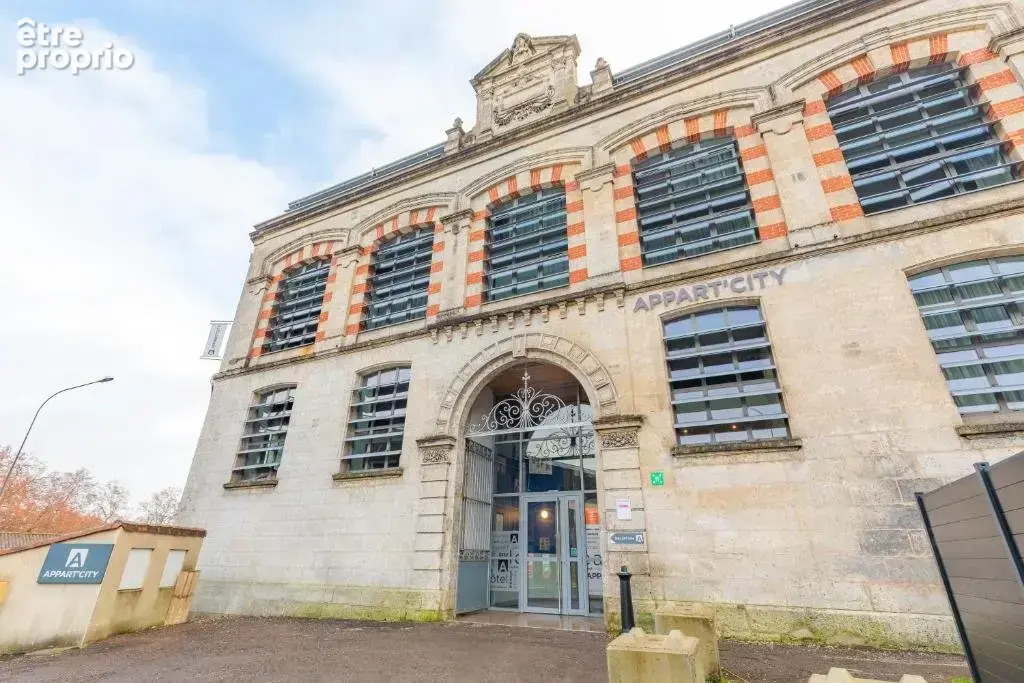 INVESTISSEMENT LOCATIF  Angoulême  Résidence Affaires Appart'City Classic Angoulême Centre - 6% de rentabilité - photo 11