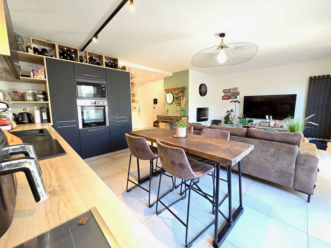 Maison à RILLIEUX-LA-PAPE