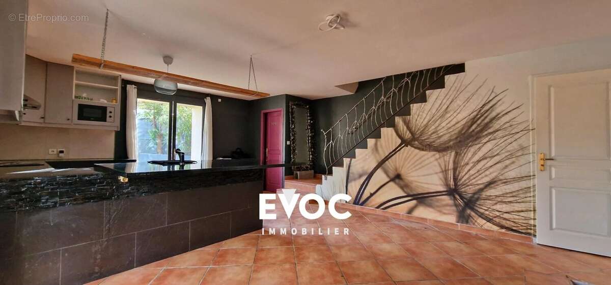 Maison à SAINT-VINCENT-DE-BARBEYRARGUES