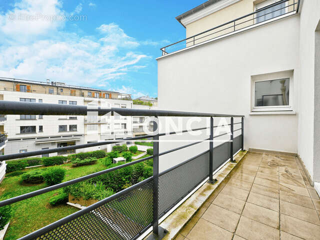 Appartement à SAINT-CYR-L'ECOLE