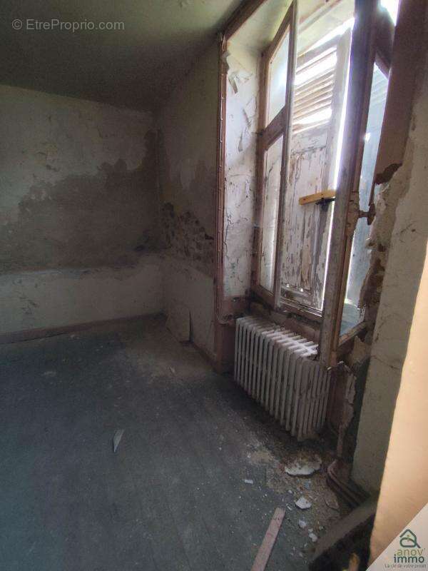 Maison à SAINT-JUNIEN