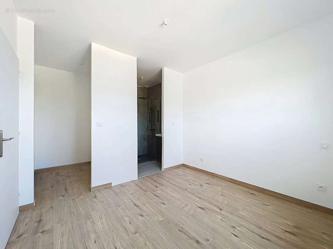 SUITE PARENTALE - Maison à GRENTHEVILLE