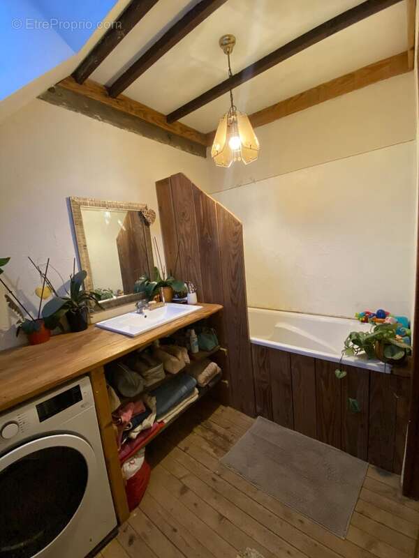 Maison à SAINT-VINCENT-EN-BRESSE