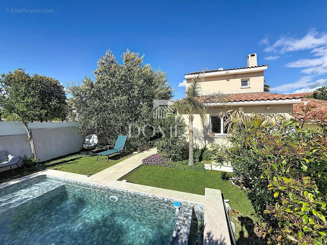 Maison à LE CRES