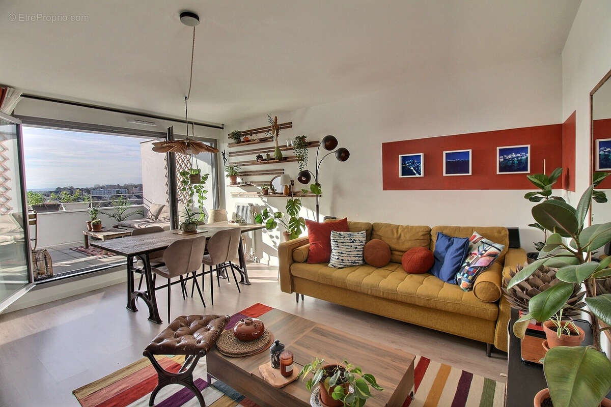 Appartement à EPINAY-SUR-SEINE