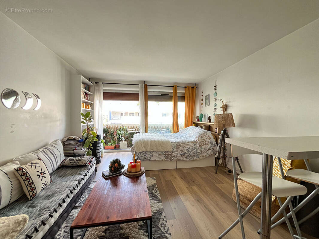 Appartement Saint-Cloud / Studio 28,34 m2 / Les Milons (Tram T2) - Vendu loué - Exclusivité - photo 6