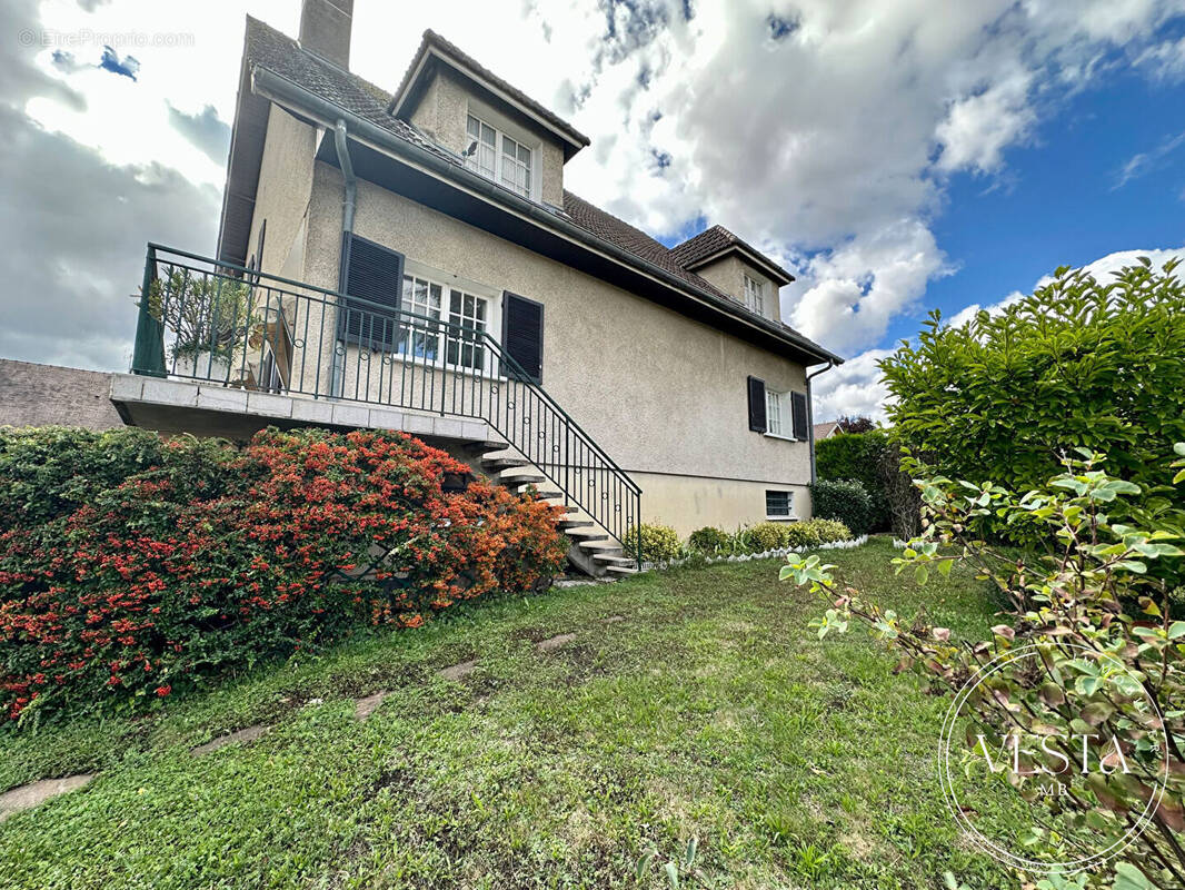 Maison à FONTAINE-LES-DIJON