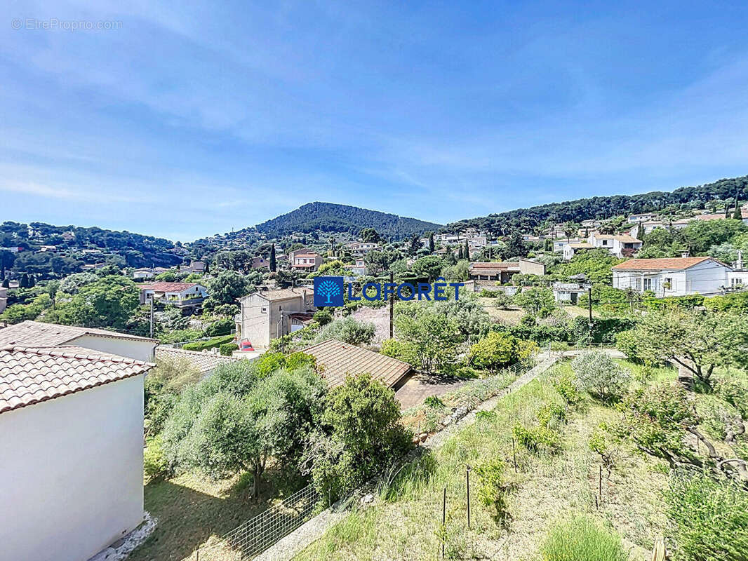Maison à CARQUEIRANNE