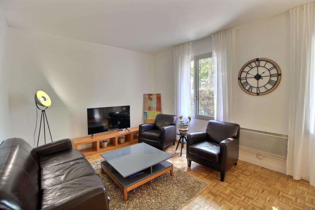 Appartement à NOGENT-SUR-MARNE