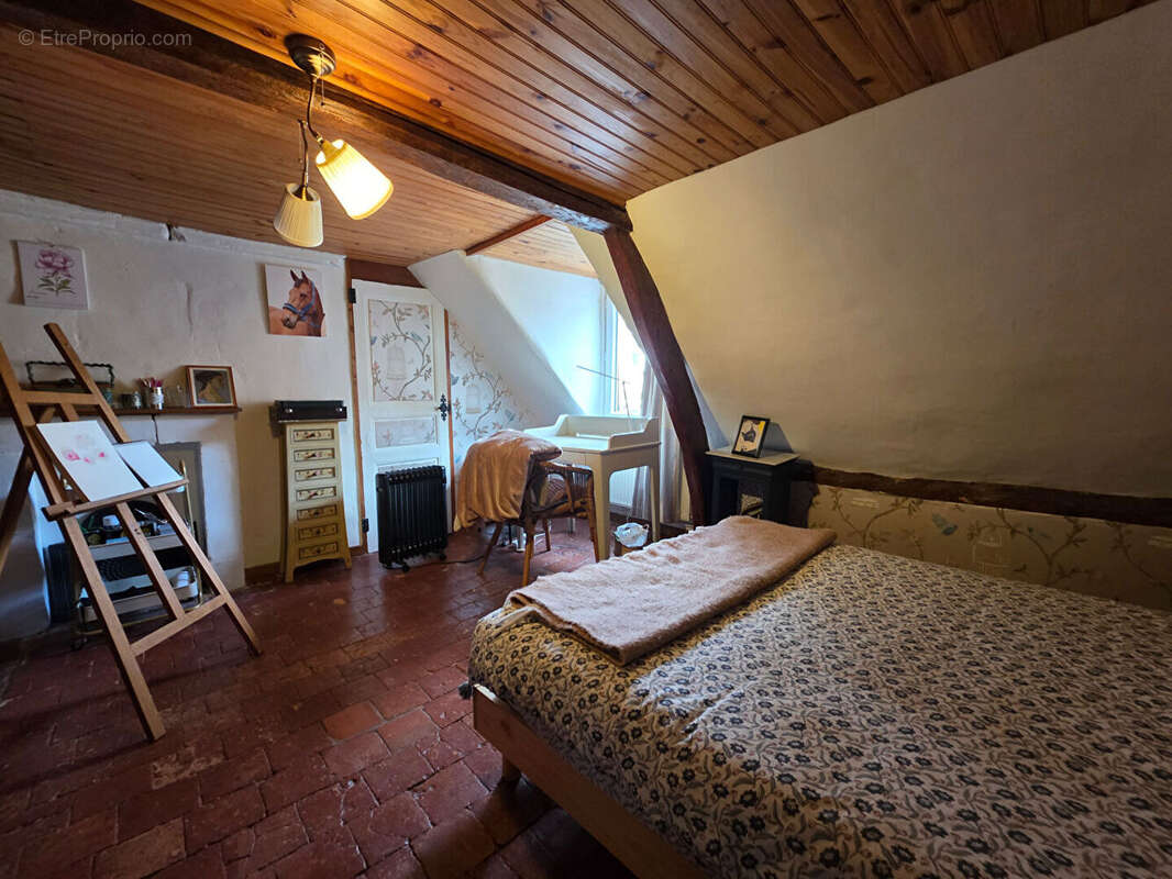 Maison à CORMEILLES