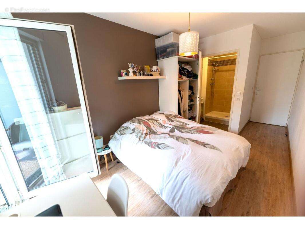 Appartement à COLOMBES
