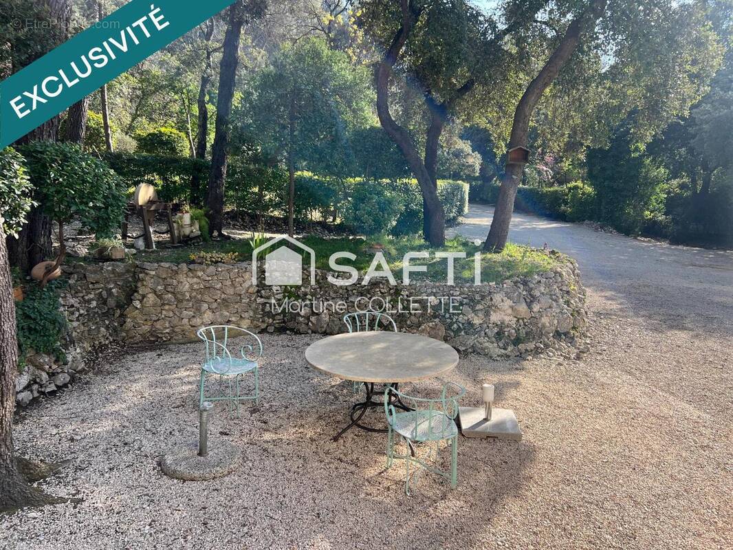 Photo 1 - Maison à GEMENOS