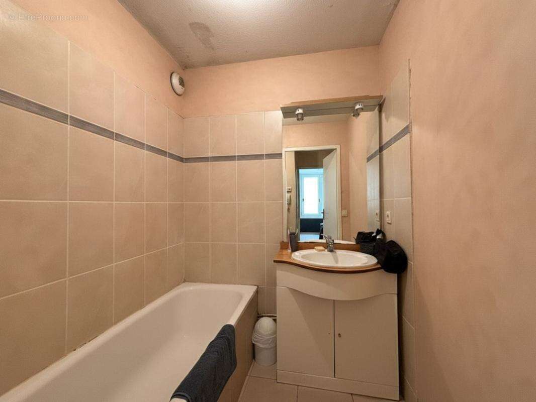 Appartement à DONZERE