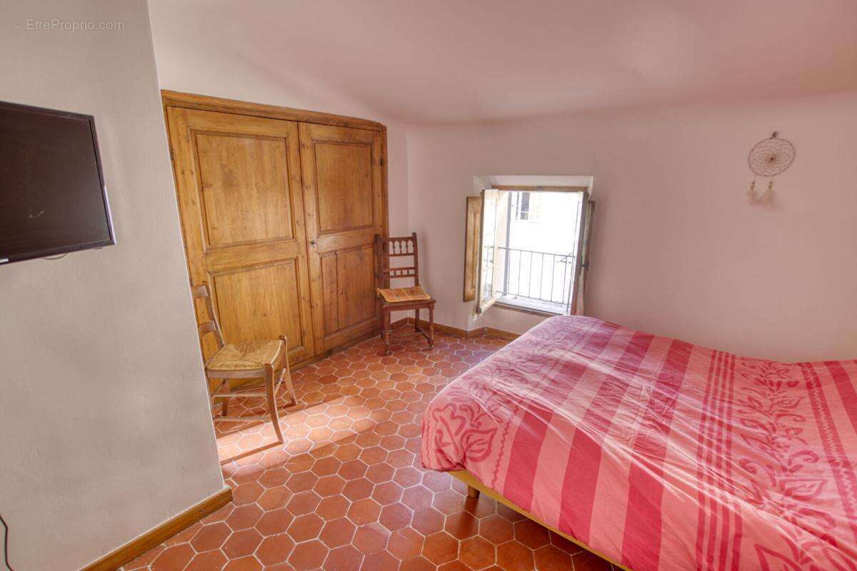 Maison à FAYENCE