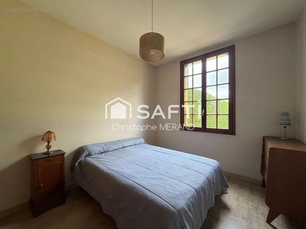 Maison 106 m² à Antogny-Le-Tillac  - photo 9