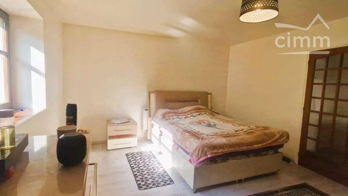 Appartement à LA TOUR-DU-PIN