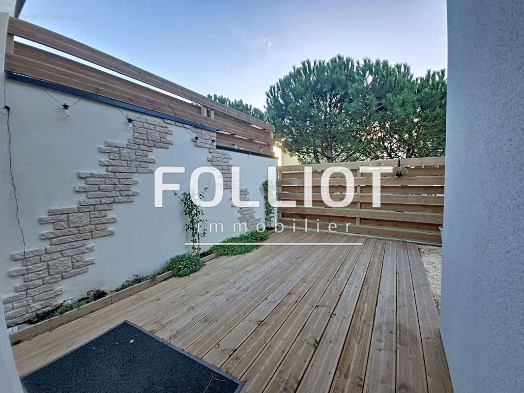 Maison à SAINT-PAIR-SUR-MER