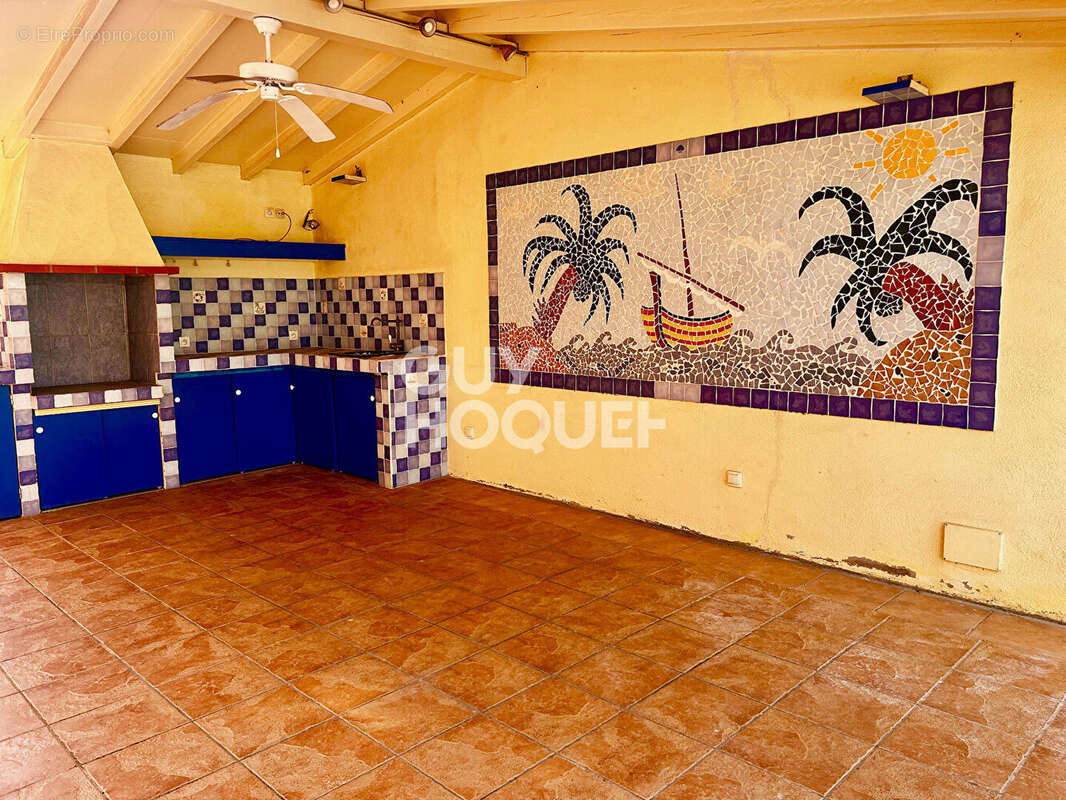 Maison Villeneuve De La Raho 150 m2 - photo 2