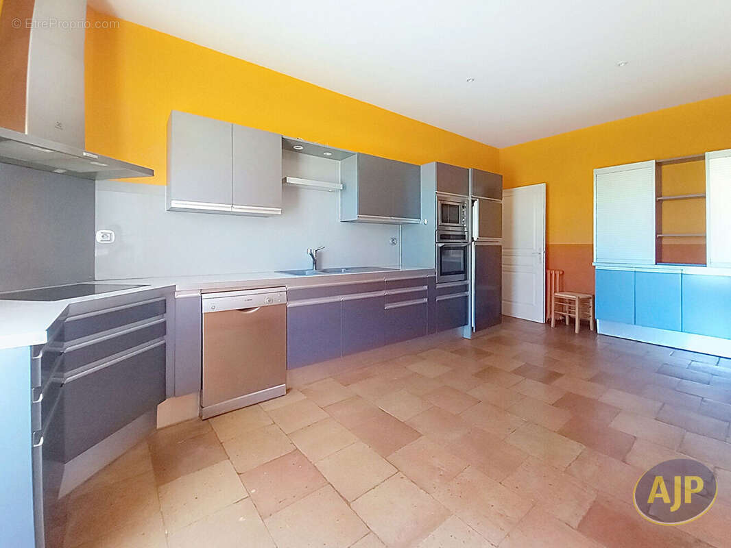 Maison à CISSAC-MEDOC