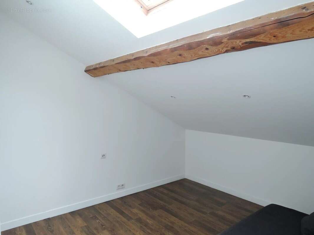 Appartement à ANDREZIEUX-BOUTHEON