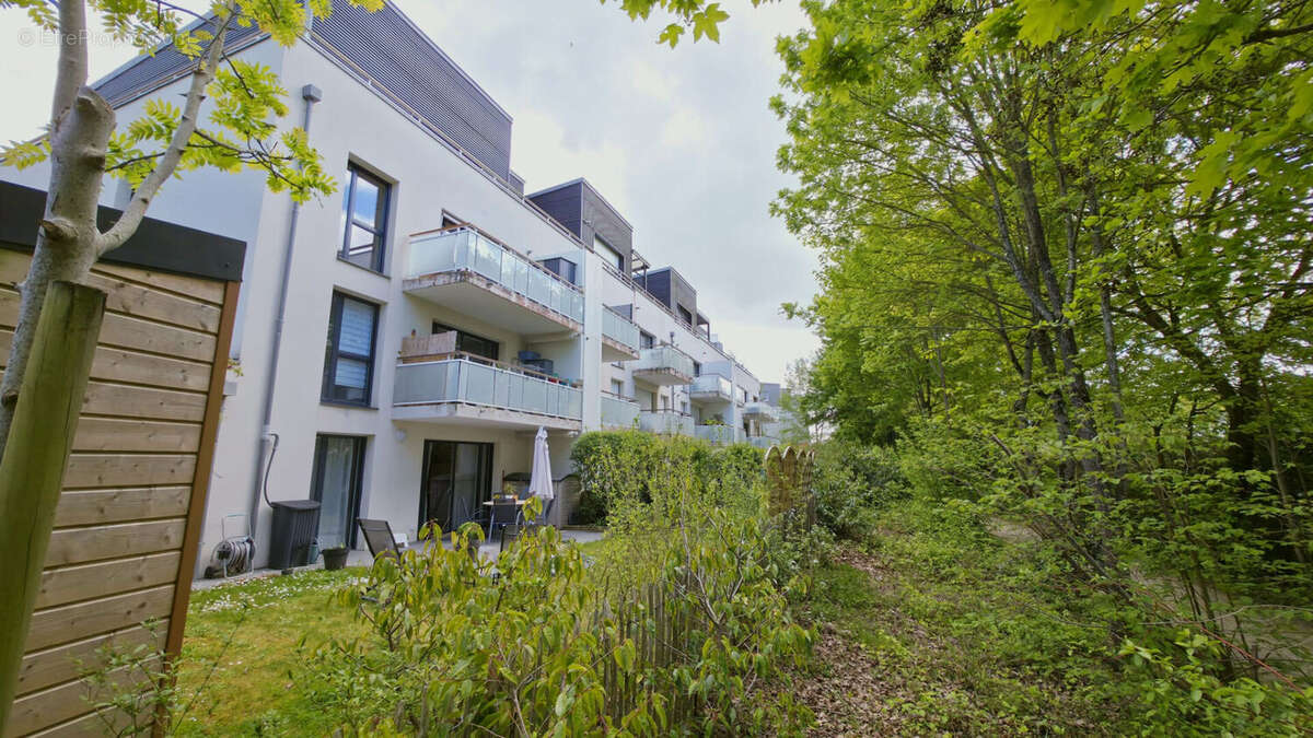 Appartement à LE RHEU