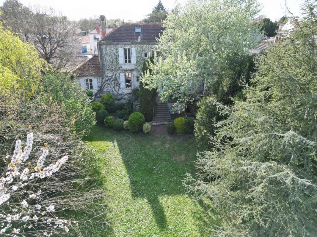 Photo 2 - Maison à CURZON